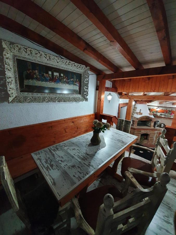 Kashtata S Paraklisa * Borovo (Plovdiv)